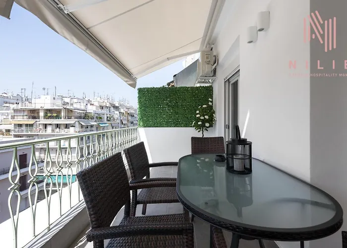 Lusso Bianco, Nilie Hospitality Mgmt