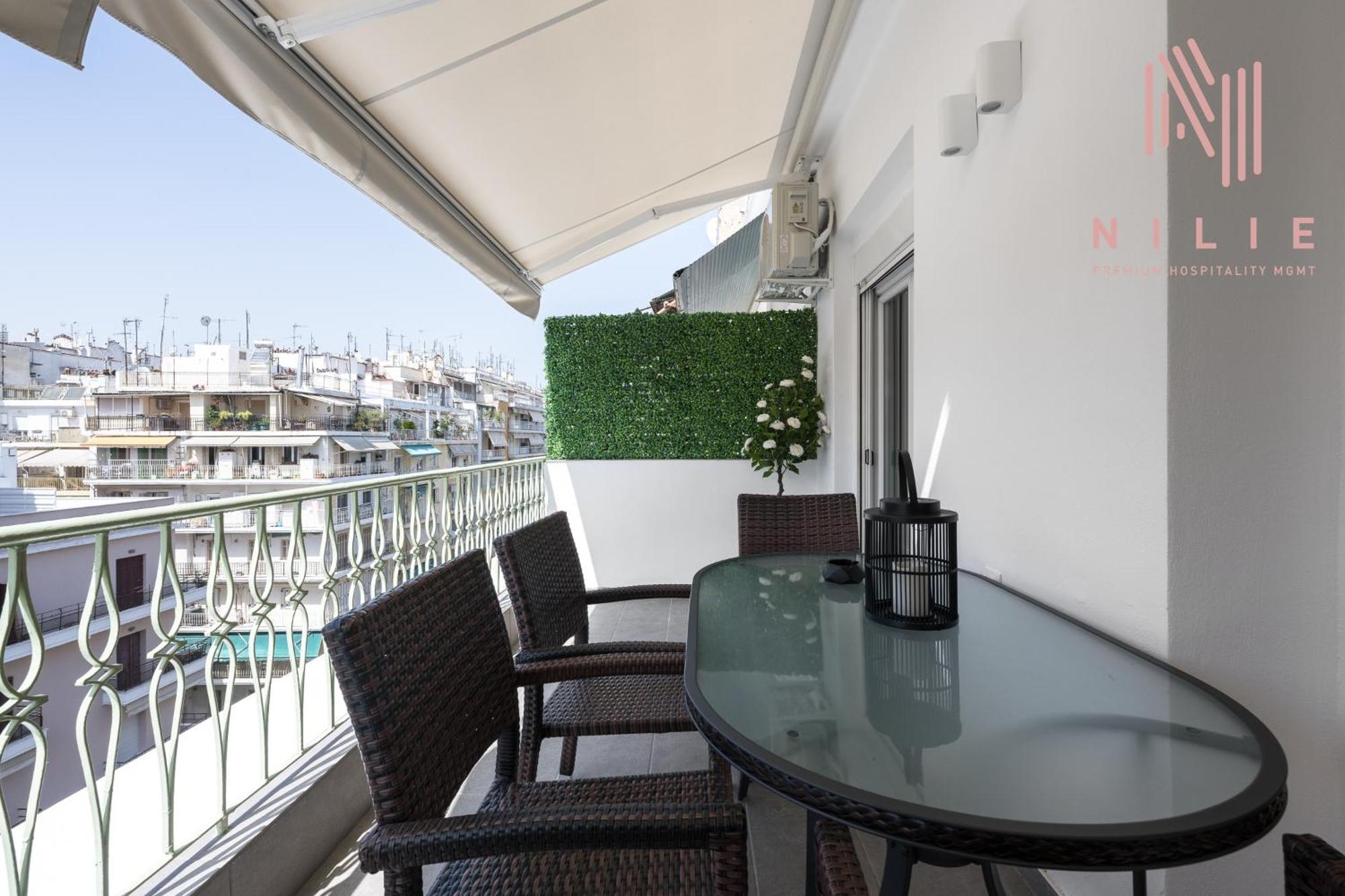 Lusso Bianco, Nilie Hospitality Mgmt * Thessaloniki
