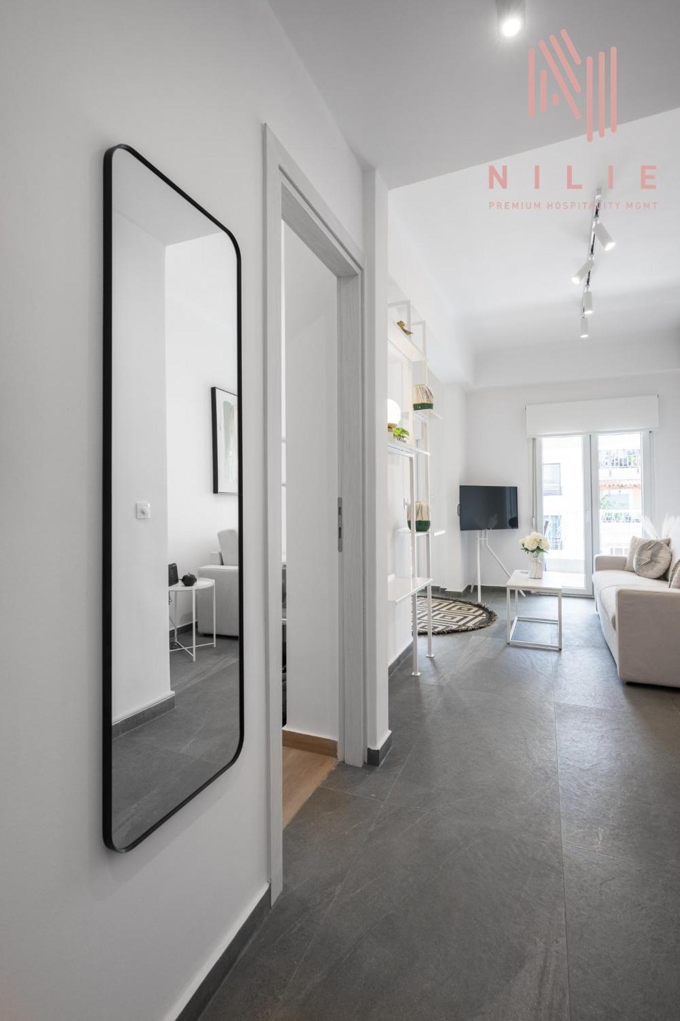 Lusso Bianco, Nilie Hospitality Mgmt Thessaloniki